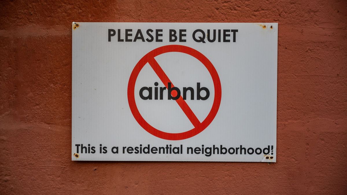 Soused Airbnb: Mám neuvěřitelné zkušenosti. Bojíme se otevřít dveře